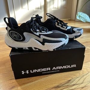 NEW UA Spawn 5 TB Under Armour Basketball Shoe Sz Men’s 8 / Women's 9.5